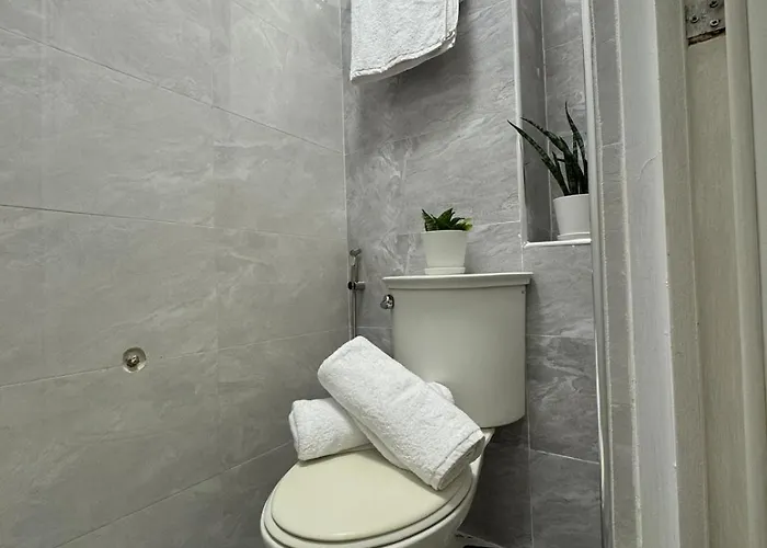 The Whisperpad Alabang Apartamento *